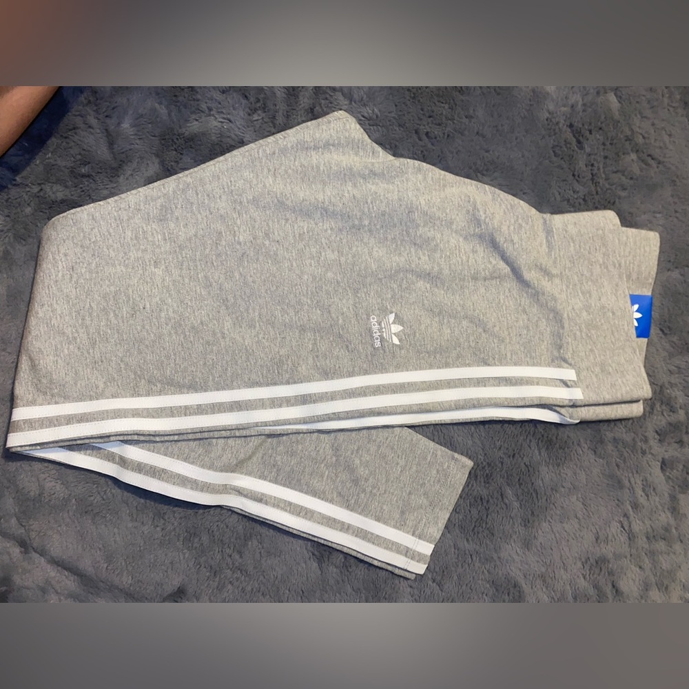 Adidas leggings